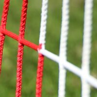 Zweifarbiges Netz für Fußballtore 7,32 x 2,44 m in Rot-Weiß