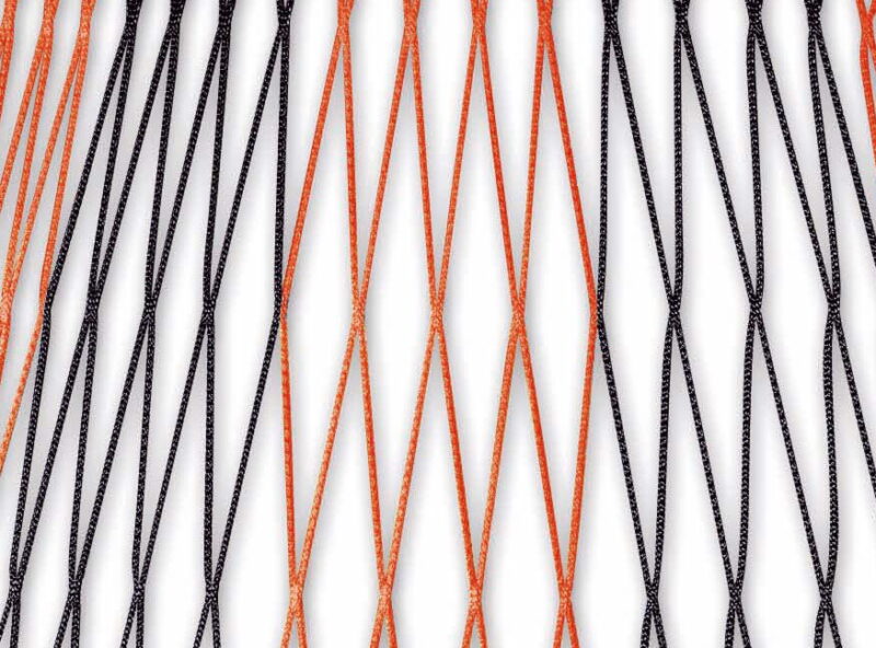 Zweifarbiges Netz für Jugendtore 5 x 2 m in Schwarz-Rot Zweifarbiges Netz für Jugendtore 5 x 2 m in Schwarz-Rot