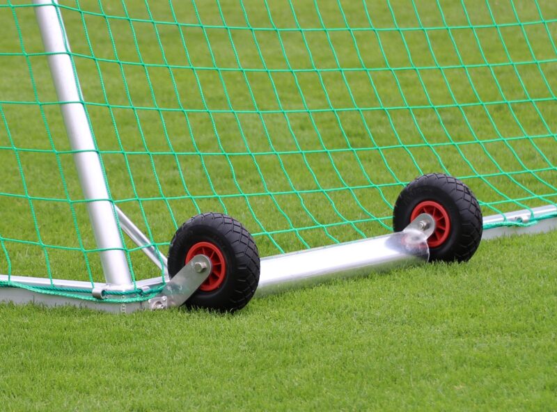 Fußballtor mit Kippsicherung von artec Sportgeräte Fußballtor mit Kippsicherung von artec Sportgeräte