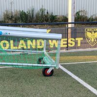 Minitor mit Rädern und Gewichten - optimale Verfahrbarkeit auf dem Sportplatz - © DJK Roland Köln-West e.V.