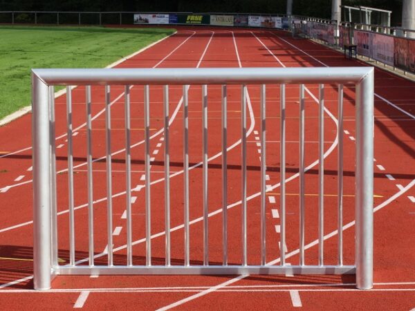 Minitor 1,80 x 1,20 m mit geschlossenem Hinternau von artec Sportgeräte im Ovalprofil