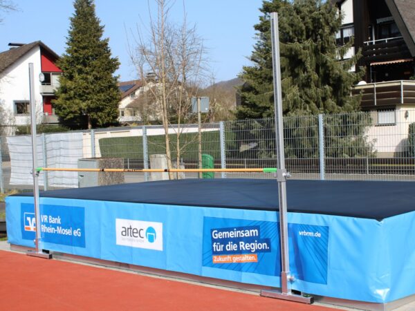 Hochsprungständer aus Aluminium für Hochsprung von artec Sportgeräte