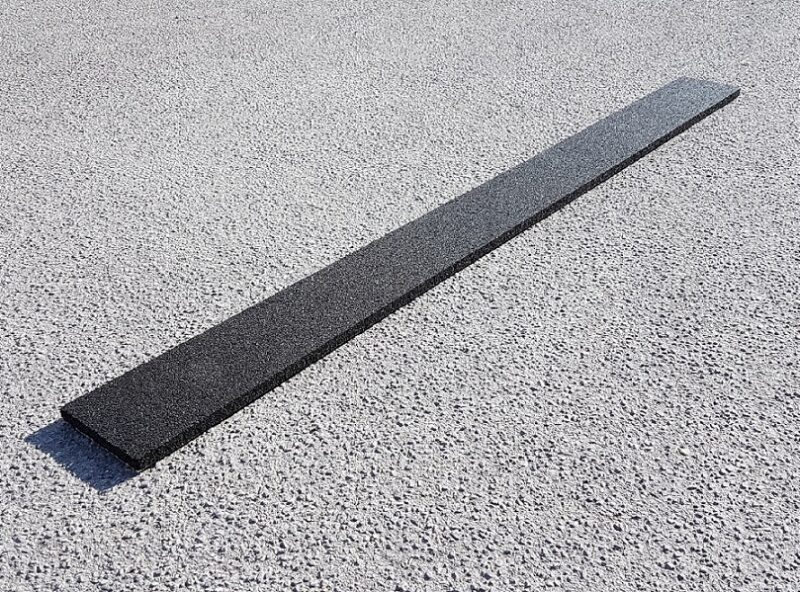 Einlegeprofil für Absprungbalken aus Aluminium / Kunststoff von artec Sportgeräte Einlegeprofil für Absprungbalken aus Aluminium / Kunststoff von artec Sportgeräte