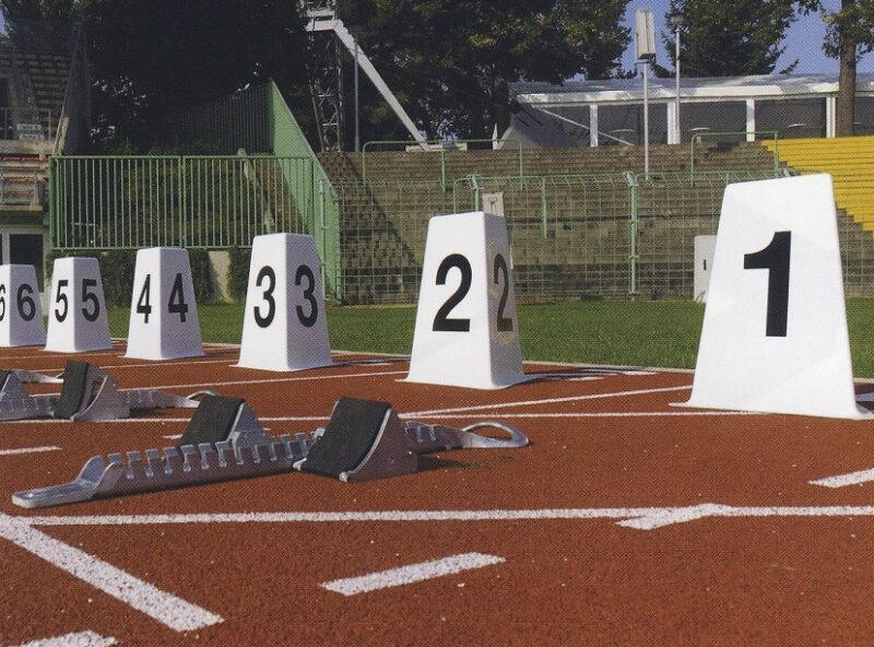 Startkasten mit Fehlstartanzeige aus Kunststoff Startkasten mit Fehlstartanzeige aus Kunststoff