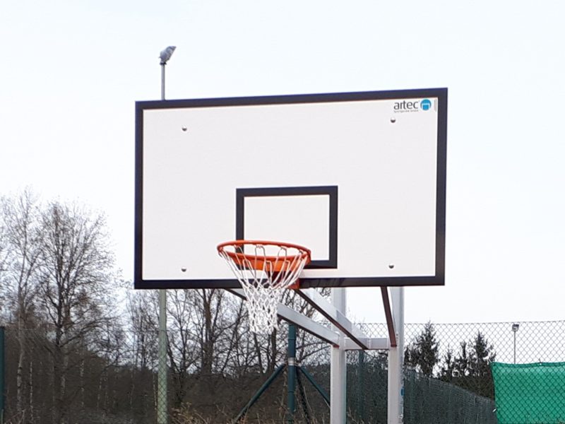 Großes Basketball-Zielbrett aus Coplast, 1,80 x 1,05 m