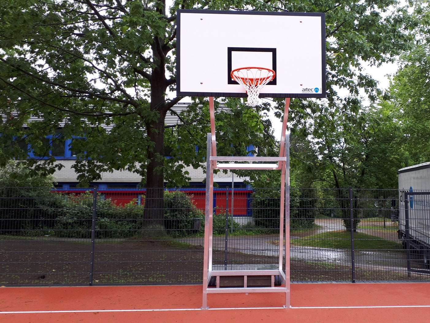 Mobile Basketball-Anlage