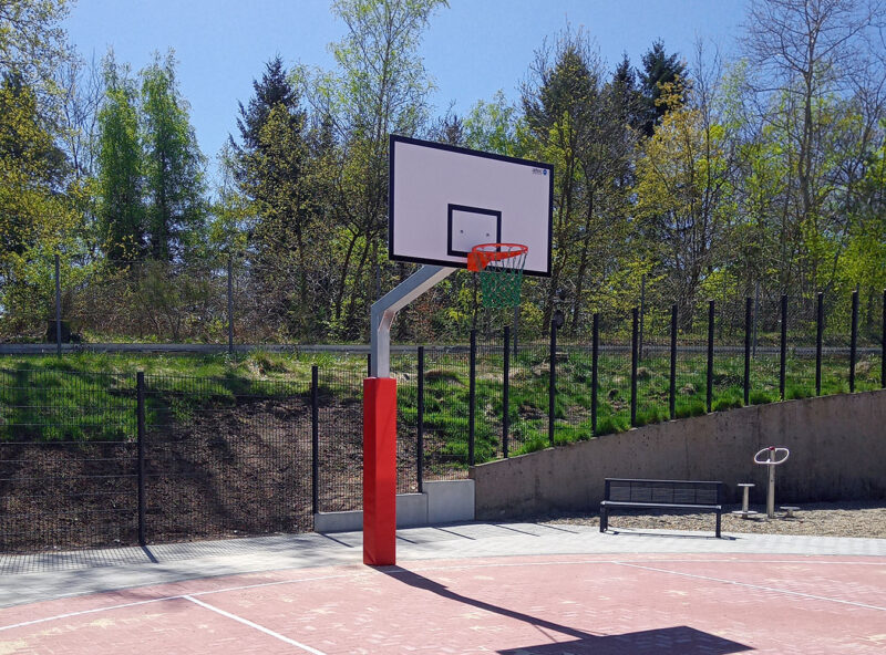 Einmast-Streetballständer aus Stahl Einmast-Streetballständer aus Stahl