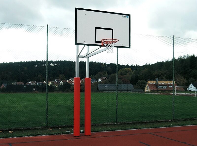 Zweimast-Basketballständer aus Alu