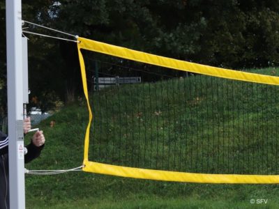 Spann- und Verstellmechanismus verdeckt am Pfosten