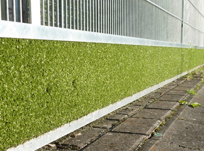 Prallschutzbohle für Hockeyfelder aus Aluminium / Kunstrasen (inkl. Befestigungsmaterial), Länge: 150 m von artec Sportgeräte Prallschutzbohle für Hockeyfelder aus Aluminium / Kunstrasen (inkl. Befestigungsmaterial), Länge: 150 m von artec Sportgeräte