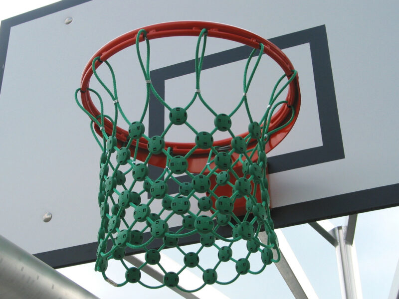 Basketballkorb mit verdeckter Hakenleiste_37507
