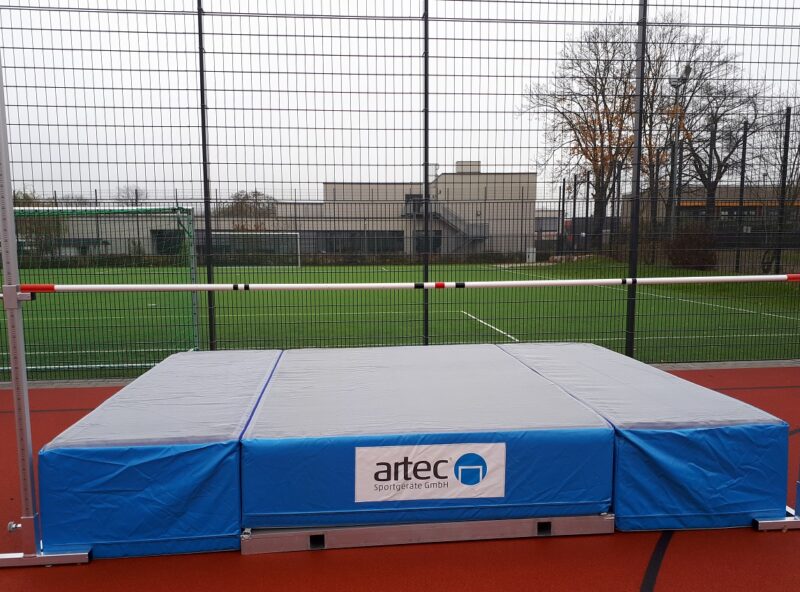 Klappbare Hochsprungmatte mit Lattenrost 4 x 3 m