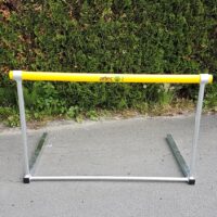 Hürde für Training und Schulsport, höhenverstellbar mit Clip-System, Hürdenlatte aus Kunststoffrohr von artec