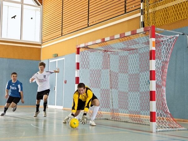 Netz für Futsaltore mit wabenförmigen Maschen