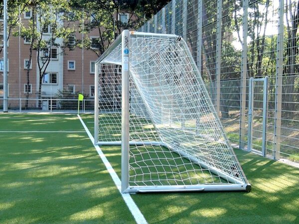 Trainingstor mit Gewicht im Bodenrahmen GUARDIAN