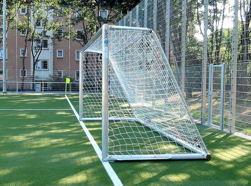 Trainingstor mit Gewicht im Bodenrahmen GUARDIAN